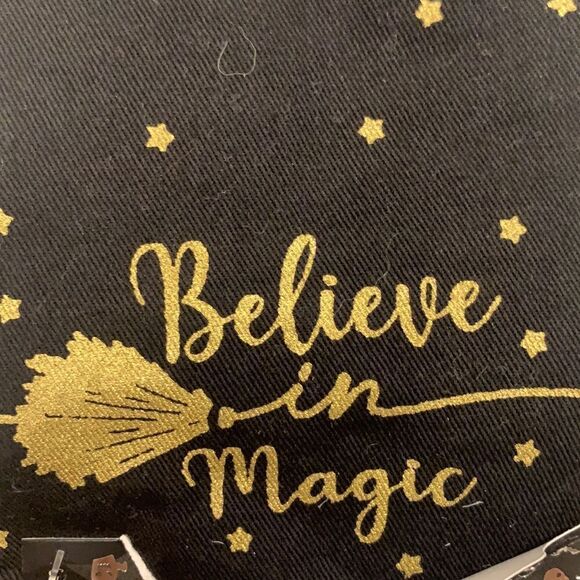 🎉1 hr sale 🎉Oven Mitts set of 2 - Picture 5 of 6